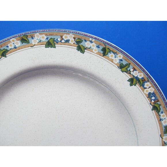 Christopher Stuart Springfest 8" Salad plates Bundle of 4 - Picture 3 of 9